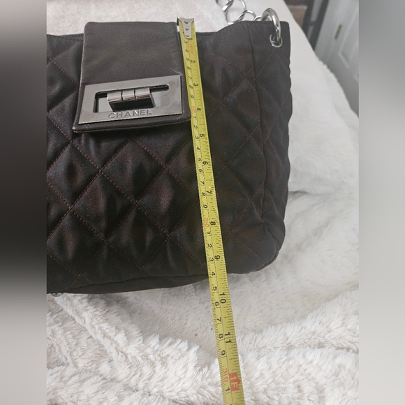 Chanel Dark Brown Quilted Shoulder Bag - Picture 12 of 15
